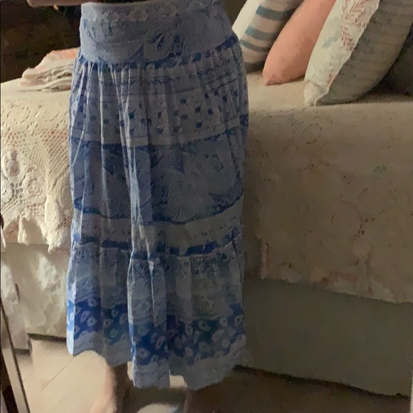 Printed ruffled skirt - Picture 4 of 4